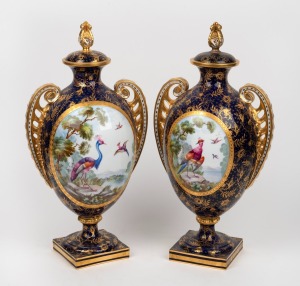 SPODE pair of antique English blue and gilt lidded mantle urns with hand-painted bird vignettes, 19th century, stamped "SPODE COPELAND'S CHINA, ENGLAND", ​​​​​​​41cm high.
