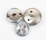 PENAL DEPARTMENT and VICTORIA POLICE Queen Victoria crown tunic buttons in two sizes, (5 items). - 5