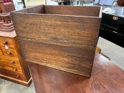 An early Colonial Australian cedar six leg sideboard in the Sheraton manner with huon pine stringing, diamond escutcheon inlays, tapered legs terminating in spade feet, New South Wales origin, circa 1820. Each drawer blade veneered in cedar on solid beefw - 16