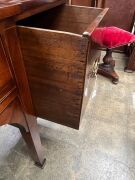 An early Colonial Australian cedar six leg sideboard in the Sheraton manner with huon pine stringing, diamond escutcheon inlays, tapered legs terminating in spade feet, New South Wales origin, circa 1820. Each drawer blade veneered in cedar on solid beefw - 17