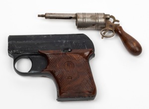 A vintage German starter's gun, together with a rare novelty spring loaded pencil in the form of a revolver, 20th century, (2 items), ​​​​​​​10cm and 13cm long.