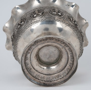 An antique Indian silver bowl with repousse decoration, most likely Madras region, late 19th century, 14cm high, 21cm wide, 395 grams. - 3