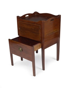A Georgian mahogany bedside pot cabinet, 18th/19th century, 77cm high, 51cm wide, 44cm deep.