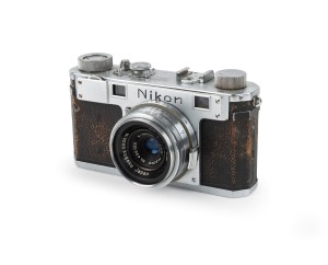 NIPPON KOGAKU: Nikon M rangefinder camera [#M6091727] with W-Nikkor&middot;C 35mm f3.5 lens [#436163], c. 1950.