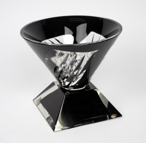 KOSTA BODA limited edition Swedish art glass vase by ANNA EHRNER, engraved "Kosa Boda, Anna Ehrner, Edition 89, 5/20", 17.5cm high, 20cm diameter.
