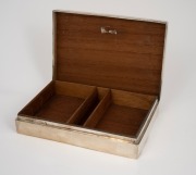 An antique Chinese export silver cigarette table box with cedar lining, 19th/20th century, marks rubbed, 19cm wide, 496 grams total (including lining). - 2