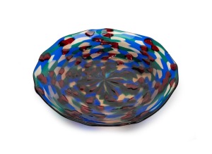 FULVIO BIANCONI (1915-1996) tessere e triangolari Murano glass platter, for VENINI & Co. MURANO, circa 1955, bearing original paper label "Venini, Murano, Venezia, Made in Italy", 27cm across.
