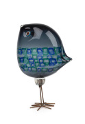 ALESSANDRO PIANON (1931-1964) rare "Pulcino" baby bird in dark blue glass with heart shaped body, three bands of blue and green square shaped murrines, with millefiori eyes and copper wire leg stands, made for VISTOSI, circa 1960. ​​​​​​​25cm high. - 2