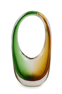 ARCHIMEDE SEGUSO (1909-1999) Ansa Volante amber and green sommerso glass basket vase, for VETRERIA ARCHIMEDE SEGUSO, circa 1960s, 30cm high.