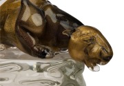 ALFREDO BARBINI (1912-2007), exceptional Murano glass panther with gold foil inclusions, for VETRO ARTISTICO MURANO (VAM), circa 2007-2010, engraved "A. Barbini" and bearing original label, 25cm high, 43cm long. - 3