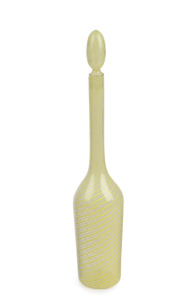 GIO PONTI (1891-1979) yellow and white spiral Murano glass bottle with stopper, Model No. 4479, for VENINI, 36cm high.