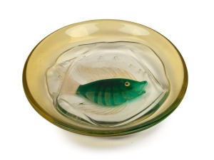 ALFREDO BARBINI (1912-2007) sommerso aquarium glass bowl, for VETRERIA CENEDESE, circa 1948, 5cm high, 28cm wide.