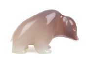 ARCHIMEDE SEGUSO (1909-1999) "Alabastro Bear" mauve and white Murano glass bear sculpture, for VETRERIA ARTISTICO ARCHIMEDE SEGUSO, circa 1960, 17cm high, 22cm long.