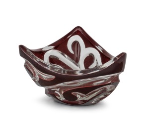 &Eacute;MILE GALL&Eacute; (1846&ndash;1904) rare French Art Nouveau cameo overlay glass bowl of triangular form, circa 1890s, signed "GALLE" to base, 7.5cm high, 13cm wide.