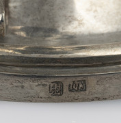 An antique Chinese export silver golfing trophy cup with gilt wash interior, 19th/20th century, double seal mark to the edge of the base, ​​​​​​​18.5cm high, 216 grams. - 2