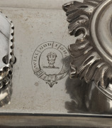 An antique English sterling silver inkstand desk set with silver mounted crystal bottles, 19th century, ​​​​​​​25cm wide, the base 506 grams (not including bottles or silver lids). - 2