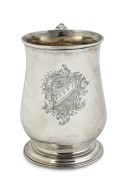 George III antique English sterling silver baluster shape tankard with engraved armorial crest, by Thomas Wallis I of London, circa 1767, 12cm high, 320 grams.