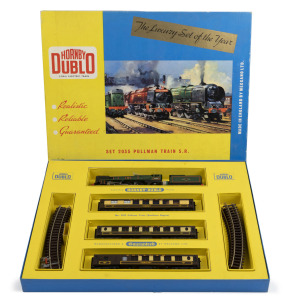 HORBY DUBLO OO "SET 2035 PULLMAN TRAIN S.R. (2-RAIL)" boxed train set, new old stock in lovely condition.