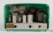BELL vintage mantle radio in green bakelite case, 18cm high. - 2