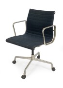 EAMES "Group Management" chair, made under licence by Herman Miller, 91cm high, 57cm across the arms.