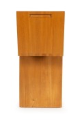 GERRIT THOMAS RIETVELD "Zig Zag" chair, made under license by CASSINA, 20th century, 74.5cm high. - 4