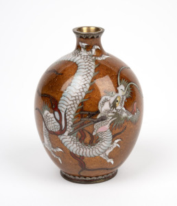 KUMENO TEITARO (1865-1939) antique Japanese cloisonne dragon vase on gold background, Meiji period, 19th/20th century, seal mark to base, ​​​​​​​9cm high.