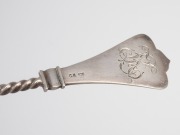 An antique silver and pearl shell serving spoon with engraved decoration and remains of gilt finish, possibly Russian, 19th century, stamped "G.H. 935", ​​​​​​​25cm long,54 grams total including shell. - 2