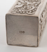 An antique English sterling silver square form scent bottle with chased and engraved floral decoration, housed in original fitted box, manufactured by Arthur Pennington of Birmingham, circa 1892, 7.5cm high. - 3