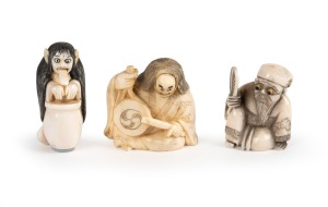 Three vintage Japanese ivory netsukes with novelty swivel head, darting eyes and tongue, mid 20th century, the largest 5cm high.