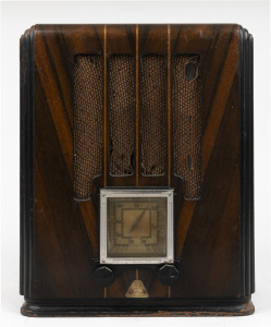 GENERAL ELECTRIC "BAND MASTER" vintage walnut cased mantle radio with ebonised trim, back replaced, 35cm high.