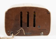 MONARCH "Mickey" vintage mantle radio in mottled cream bakelite case, 18cm high. - 2