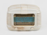 ASTOR MICKEY vintage mantle radio in mottled cappuccino and cream bakelite case, 18cm high.