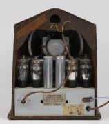 LYRA-TONE vintage mantle radio in walnut and maple veneer case, ​​​​​​​39cm high. - 2