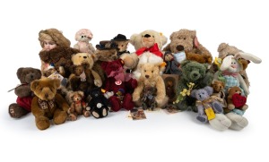 TEDDY BEARS & TOYS handsome selection including several German STEIFF examples (with buttons), (qty).