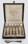 Seven Norwegian silver teaspoons in a fitted box, 20th century, ​​​​​​​66 grams total.