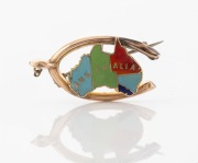 An Australian 9ct gold wishbone brooch with enamel map of Australian, circa 1900, stamped "A.R.W.9ct", ​​​​​​​3cm wide, 2.5 grams.