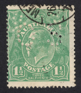 KGV Heads - Single Watermark: 1&frac12;d Green, perforated OS, Electro 12 variety "Cracked Electro through leg of Kangaroo" (early state) [12R22], tidy Melbourne datestamp well clear of the flaw, BW:88bb(12)n - Cat. $500++.(not priced perf.OS).
