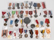 EUROPEAN MEDALS: Various medals, mainly military, from BULGARIA (6), FINLAND (5), GERMANY/AUSTRIA (4), ITALY (5), NETHERLANDS (4), RUSSIA (6), etc. (Total: 39).