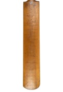 1959/60 AUSTRALIAN TOUR TO INDIA AND PAKISTAN: A full-size Hanif cricket bat, signed to the front by the Australian touring party of nineteen (including Benaud, Harvey, McDonald, Davidson, Meckiff, O'Neill, Grout, Lindwall, Loxton, and Jarman), and signed - 4