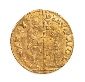 Italian States: VENICE, Lorenzo Priuli (1556-1559), gold ducat or zecchino (3.46g, 21mm), obv. DUX LAVR PRIO S.M.VENET, doge kneeling before St Mark, both holding flagpole, rev. SIT T XPE DA Q TV REGIS ISTE DUC, Christ in mandorla, surrounded by stars. Very fine and very scarce.