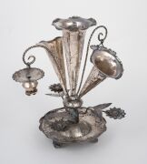 A pair of antique Chinese export silver epergnes with floral decoration, 19th/20th century, seal mark to base, ​​​​​​​21cm high, 569 grams total. - 3