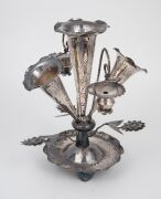 A pair of antique Chinese export silver epergnes with floral decoration, 19th/20th century, seal mark to base, ​​​​​​​21cm high, 569 grams total. - 8
