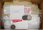 Half Penny: An accumulation of 1911-64 halfpennies in box, total weight approximately 1.4kg. (qty.)