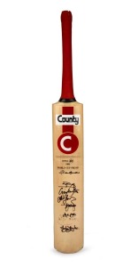 1992 WORLD CUP: Full-size Country cricket bat, signed to the face by twelve members of the Australian team, including Allan Border, Steve Waugh, Craig McDermott, Dean Jones, Mark Taylor, and others. Good condition.