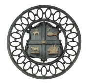 EASTERN MARKET Melbourne coat of arms in cast iron with remains of painted finish, 82cm high, 82cm wide.