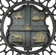 EASTERN MARKET Melbourne coat of arms in cast iron with remains of painted finish, 82cm high, 82cm wide. - 3