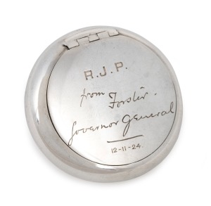 A vice-regal presentation silver tobacco box from Sir Ronald Munro Ferguson, Governor-General of Australia (later 1st Viscount Novar), with facsimile engraving in his own hand that reads "R.J.P. - from Forster - Governor General - 12-11-24", manufacturer 