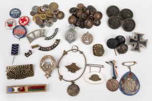 Assorted military buttons, badges, medals etc., including "Australian War Correspondent" and RAAF, (qty).