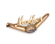 A WW1 period 9ct gold silver lined "MOTHER" souvenir boomerang brooch with enamel rising sun A.I.F. insignia, 3.7cm wide, 2.2 grams.