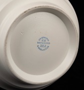 WEDGWOOD cream glazed Art Deco vase designed by KEITH MURRAY, circular factory mark to base, ​​​​​​​18cm high. - 3
